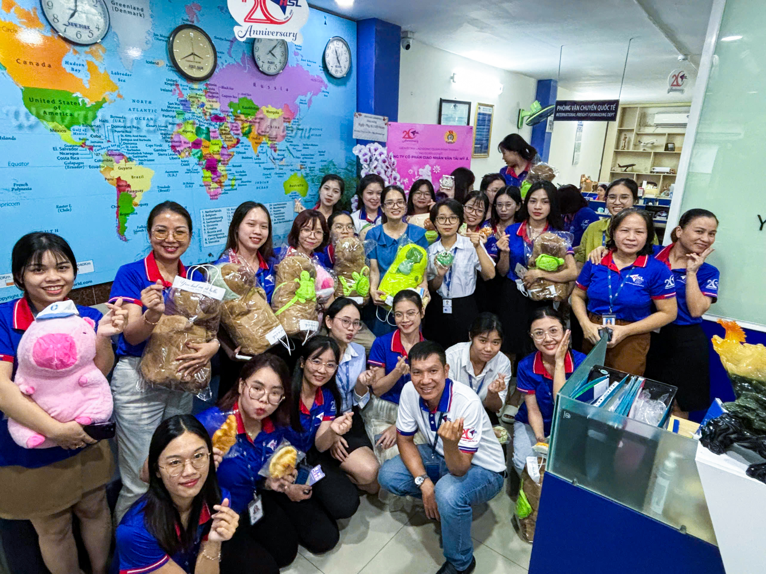 CHÀO NGÀY 20-10 ĐẦY YÊU THƯƠNG CÙNG ASL LOGISTICS